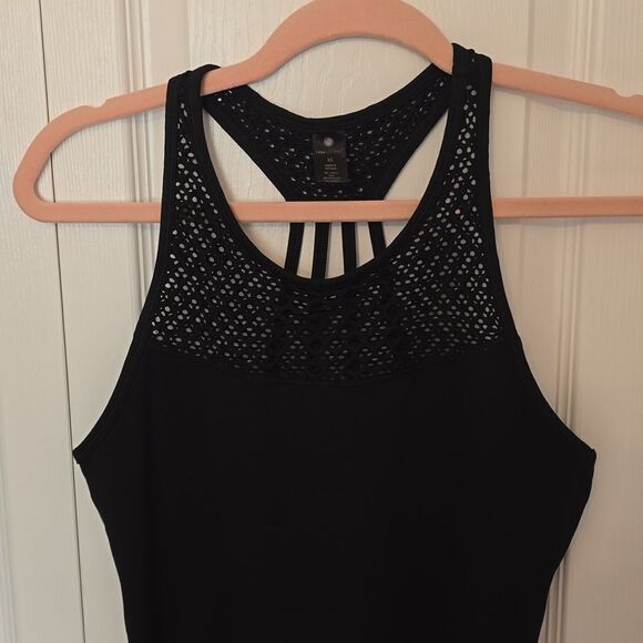 Yogaliciuos Tank - Picture 3 of 6